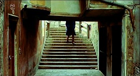 『赤い影』 1973　約1時間23分：路地と階段