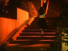 『ＨＯＵＳＥ ハウス』 1977　約3分：階段