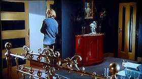 『ファイブ・バンボーレ』 1970　約12分：二階の一室