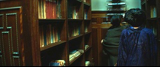 『お嬢さん』 2016　約1時間51分：図書室