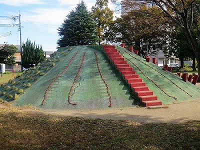 古道公園、築山遊具(2021/11/04)