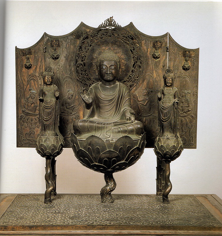 《銅造阿弥陀如来及両脇侍像（伝橘夫人念持仏）》　白鳳時代（７～8世紀） 法隆寺