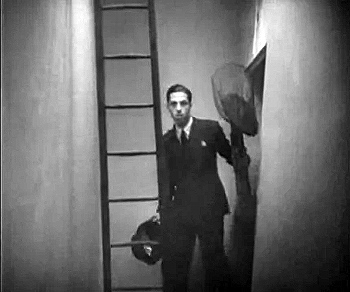 『吸血鬼』 1932、約4分：旅籠、2階廊下