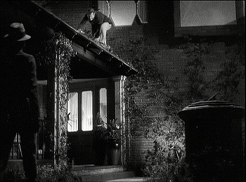 『倫敦の人狼』 1935、約1時間12分：玄関、屋外から