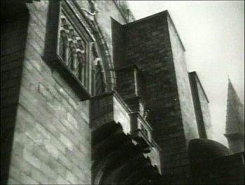 『市民ケーン』 1941、約3分：壁の一角