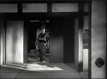 『甲賀屋敷』 1949、約20分：畳の間