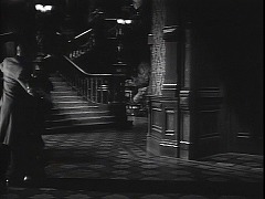 『偉大なるアンバーソン家の人々』 1942　約17分：奥に階段