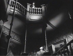 『偉大なるアンバーソン家の人々』 1942　約52分：階段、二階と三階、下から