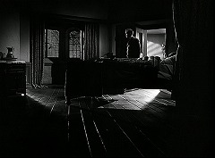 『不死の怪物』 1942　約53分：ケイトの部屋　低い位置から