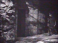 『吸血鬼ボボラカ』 1945　約6分：墓所
