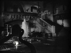 『乙女の星』 1946　約1時間6分：大広間＋贋幽霊