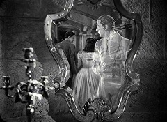 『乙女の星』 1946　約1時間32分：二階廊下のもう一つの鏡＋幽霊