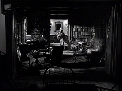 『扉の蔭の秘密』 1947　約1時間29分：食堂から書斎　奥の扉口の向かいの壁に鏡