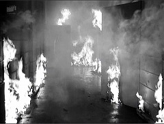 『扉の蔭の秘密』 1947　約1時間35分：火が回る廊下