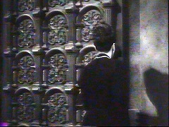 『凸凹フランケンシュタインの巻』 1948　約24分：玄関扉、屋内側