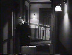 『凸凹フランケンシュタインの巻』 1948　約29分：ホテルの廊下