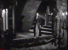 『凸凹フランケンシュタインの巻』 1948　約39分：鏡に映る湾曲階段とアーチ