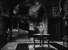 『わが青春のマリアンヌ』 1955　約1時間36分：館　螺旋階段
