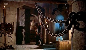 『シンバッド七回目の航海』 1958　約1時間11分：地底城　玄関を入ったところ