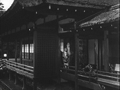 『怪猫有馬御殿』 1953　約7分：〈奥〉への縁側廊下、仕切りあり