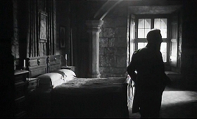 『血ぬられた墓標』 1960　約49分：博士の部屋（翌朝）