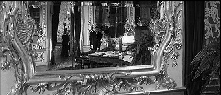 『去年マリエンバートで』 1961　約12分：鏡面と鏡像