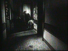 『ディメンシャ13』 1963　約8分：廊下