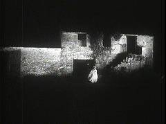 『ディメンシャ13』 1963　約1時間10分：厩、二階への階段あり