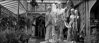 『たたり』 1963　約55分：温室の群像彫刻