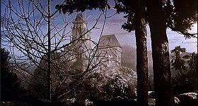 『吸血鬼の接吻』 1963　約5分：城、外観