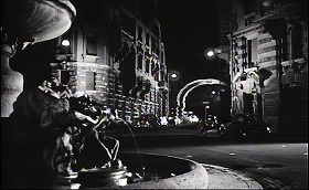 『知りすぎた少女』 1963　約42分：ミンチオ広場