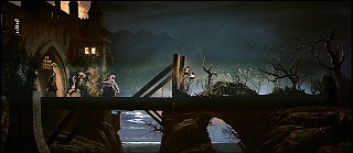 『忍者と悪女』 1963　約1時間20分：城門への橋＋炎上する城