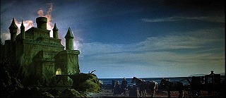 『忍者と悪女』 1963　約1時間20分：炎上する城