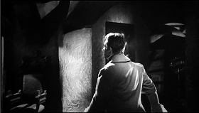 『幽霊屋敷の蛇淫』 1964　約1時間14分：広間の脇