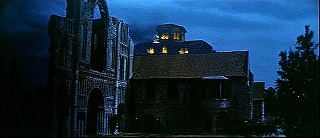 『黒猫の棲む館』 1964　約1時間18分：僧院址と館＋炎上する角塔