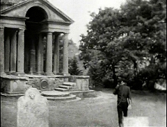 『生きた屍の城』 1964　約45分：ボマルツォの《聖なる森》／《神殿》