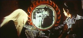 『大盗賊』 1963　約37分：城　地下の妖婆の部屋＋遠見の鏡