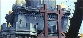 『奇巌城の冒険』 1966　約1時間3分：黒い城と吊り橋