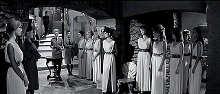 『悪徳の栄え』 1963　約1時間3分：城　広間