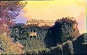 『惨殺の古城』 1965　約5分：城、外観、部分、下から
