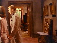 『襲い狂う呪い』 1965　約20分：二階廊下