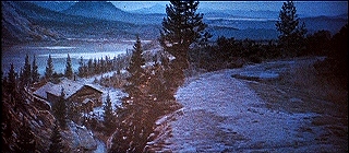 『凶人ドラキュラ』 1966　約8分：夜の高台(?)の道