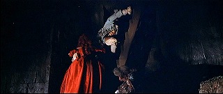 『吸血鬼』 1967　約1時間42分：地下通路からの上り梯子