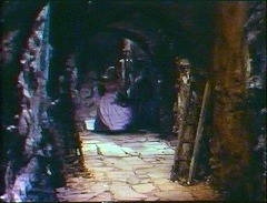 『吸血魔のいけにえ』 1967　約59分：地下の廊下