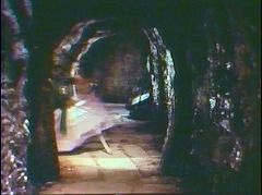 『吸血魔のいけにえ』 1967　約1時間0分：地下の廊下