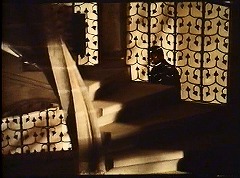 『ターヘル・アナトミア － 悪魔の解体新書 －』 1968　約20分：多角形の階段室、上から＋装飾格子