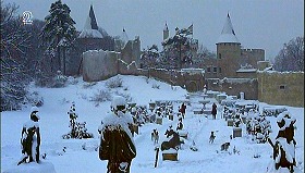 『大反撃』 1969　約12分：雪の城、裏手(?)