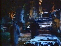 『ダンウィッチの怪』 1970　約1時間23分：「悪魔の庭」、階段