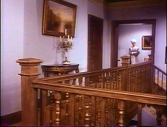 『バンパイア・ラヴァーズ』 1970　約54分：モートン邸、吹抜回廊