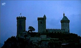 『鮮血の処女狩り』 1971　約24分：夜の城